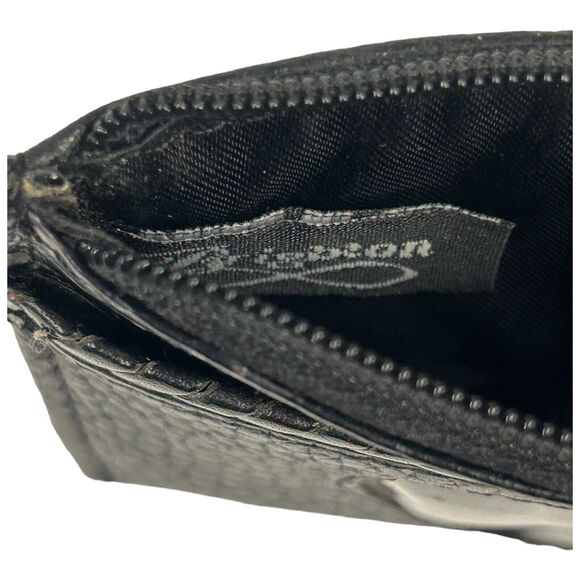 Brighton Black Leather Heart ID Coin Change Purse Credit Card Zip Top - Picture 9 of 9